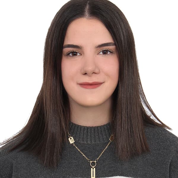 Esin Şafak